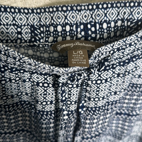 Large Tommy Bahama wide leg Palazzo pants!! - Picture 2 of 4